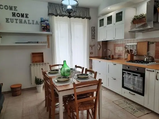 Tek Büyük Yataklı Oda, Dağ Manzaralı