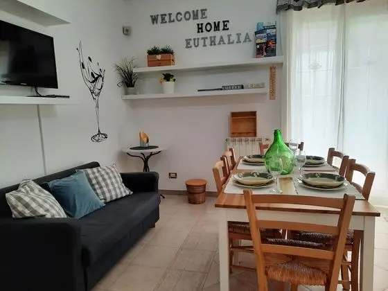 Tek Büyük Yataklı Oda, Dağ Manzaralı