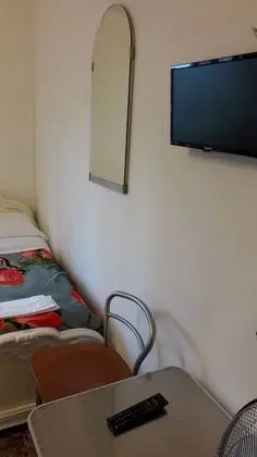 Standard Üç Kişilik Oda, Özel Banyo, Bahçeli
