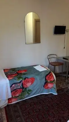 Standard Üç Kişilik Oda, Özel Banyo, Bahçeli