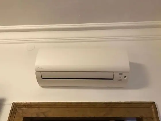 Tek Büyük Yataklı Oda (External Private Bathroom)