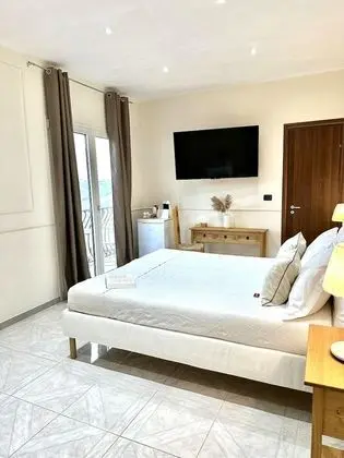 Basic Üç Kişilik Oda