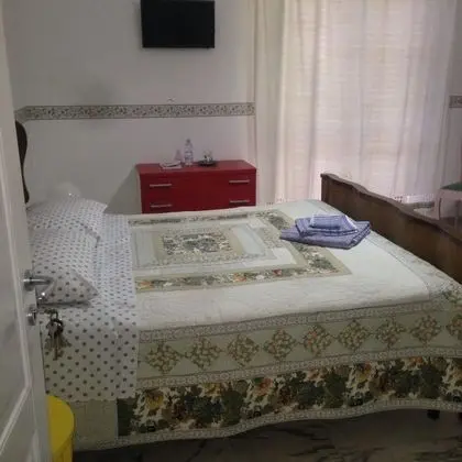 Tek Büyük Yataklı Oda