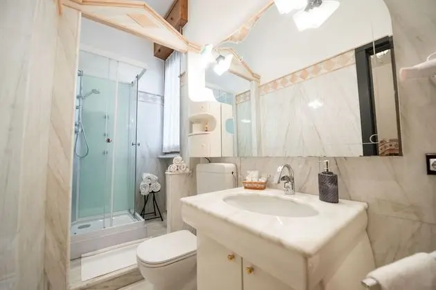 Deluxe Oda, Özel Banyo (private entrance)