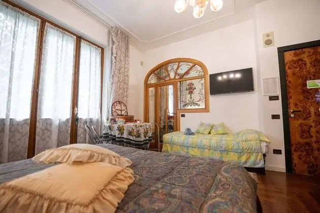 Luxury Süit, Jakuzi (private entrance)