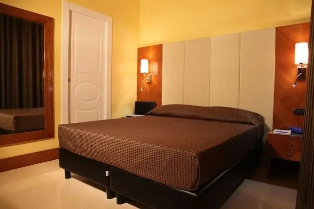 Standard Tek Büyük veya İki Ayrı Yataklı Oda, 1 Yatak Odası, Özel Banyo, Avlu Manzaralı