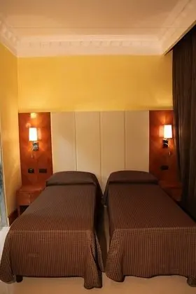 Standard Tek Büyük veya İki Ayrı Yataklı Oda, 1 Yatak Odası, Özel Banyo, Avlu Manzaralı