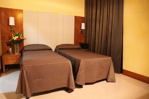 Standard Tek Büyük veya İki Ayrı Yataklı Oda, 1 Yatak Odası, Özel Banyo, Avlu Manzaralı