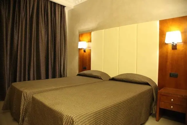 Standard Tek Büyük veya İki Ayrı Yataklı Oda, 1 Yatak Odası, Özel Banyo, Avlu Manzaralı