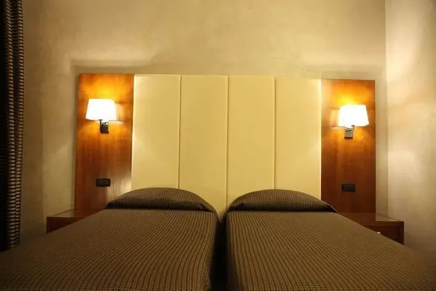 Standard Tek Büyük veya İki Ayrı Yataklı Oda, 1 Yatak Odası, Özel Banyo, Avlu Manzaralı