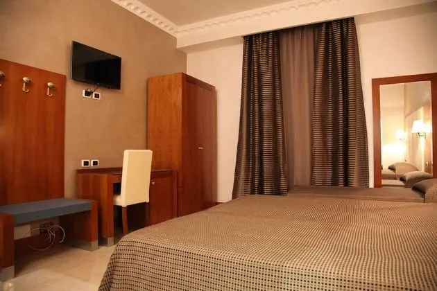 Standard Tek Büyük veya İki Ayrı Yataklı Oda, 1 Yatak Odası, Özel Banyo, Avlu Manzaralı