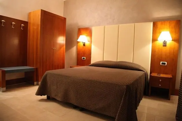 Standard Tek Büyük veya İki Ayrı Yataklı Oda, 1 Yatak Odası, Özel Banyo, Avlu Manzaralı