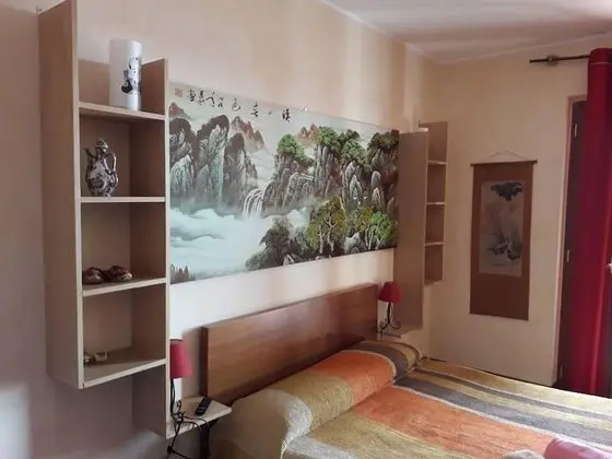 Economy Üç Kişilik Oda, Ortak Banyo