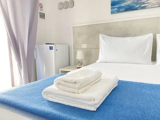 Basic Tek Büyük veya İki Ayrı Yataklı Oda