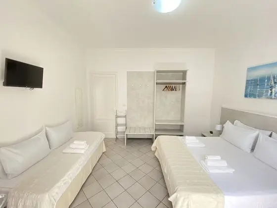 Deluxe Üç Kişilik Oda