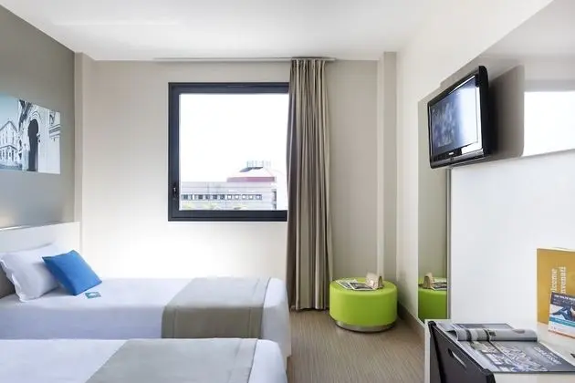 Tek Büyük Yataklı Oda, Sigara İçilmez