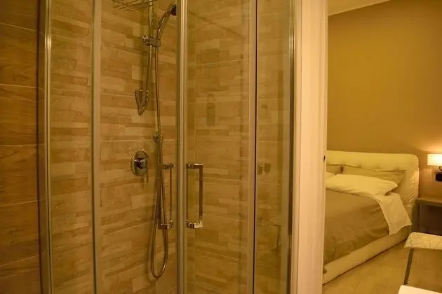 Comfort Tek Büyük Yataklı Oda, Balkon, Şehir Manzaralı