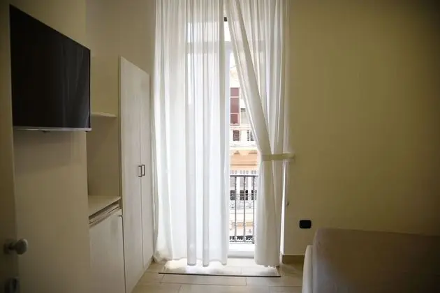 Tek Büyük Yataklı Oda, Balkon, Şehir Manzaralı