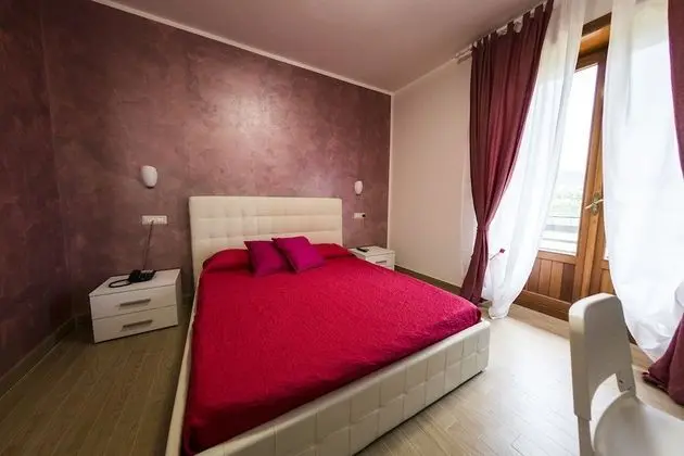 Deluxe Tek Büyük Yataklı Oda (Afrodite)