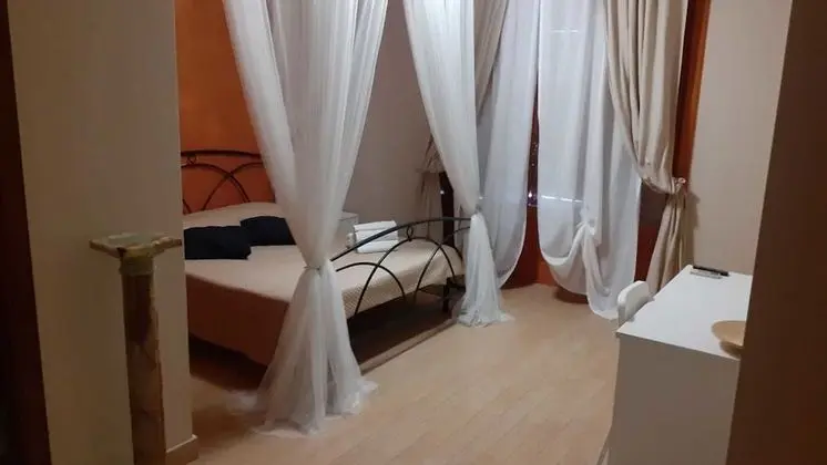 Deluxe Tek Büyük Yataklı Oda (Cleopatra)