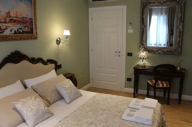 Superior Oda, 1 Büyük (Queen) Boy Yatak (Dream of Venice Room)