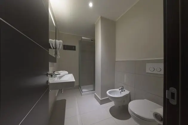 Tek Büyük Yataklı Oda, Sigara İçilmez