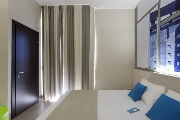 Tek Kişilik Oda, Sigara İçilmez