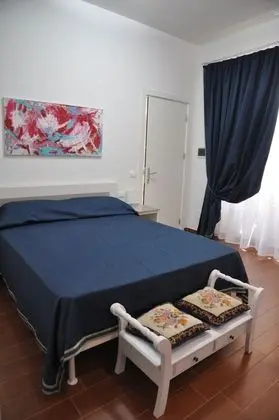 Tek Büyük Yataklı Oda, Bahçe Manzaralı