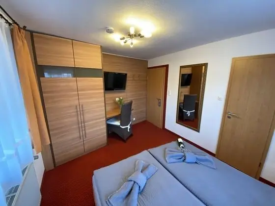 Basic Tek Büyük Yataklı Oda, 1 Yatak Odası, Sigara İçilmez