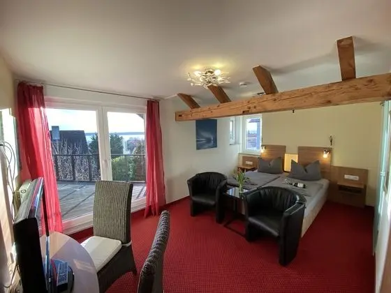 Standard Tek Büyük Yataklı Oda, 1 Yatak Odası, Balkon, Göl Manzaralı