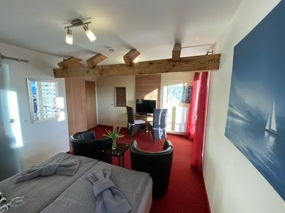 Standard Tek Büyük Yataklı Oda, 1 Yatak Odası, Balkon, Göl Manzaralı