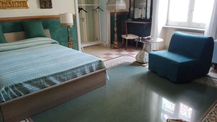 Üç Kişilik Oda, Özel Banyo (External)