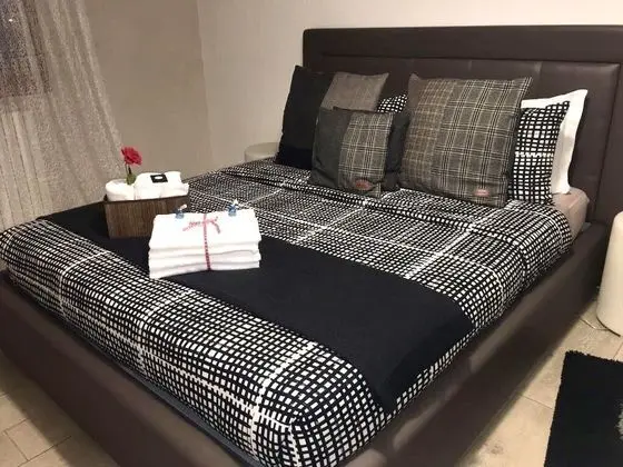 Deluxe Tek Büyük Yataklı Oda, Avlu Manzaralı