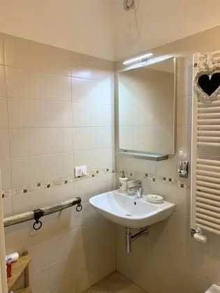 Deluxe Tek Büyük Yataklı Oda, Kanal Manzaralı