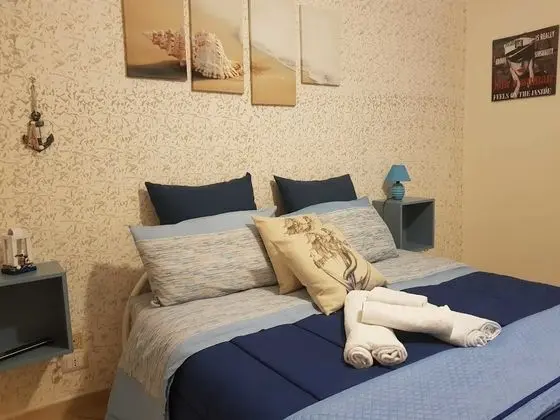 Tek Büyük Yataklı Oda, Ortak Banyo