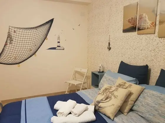 Tek Büyük Yataklı Oda, Ortak Banyo