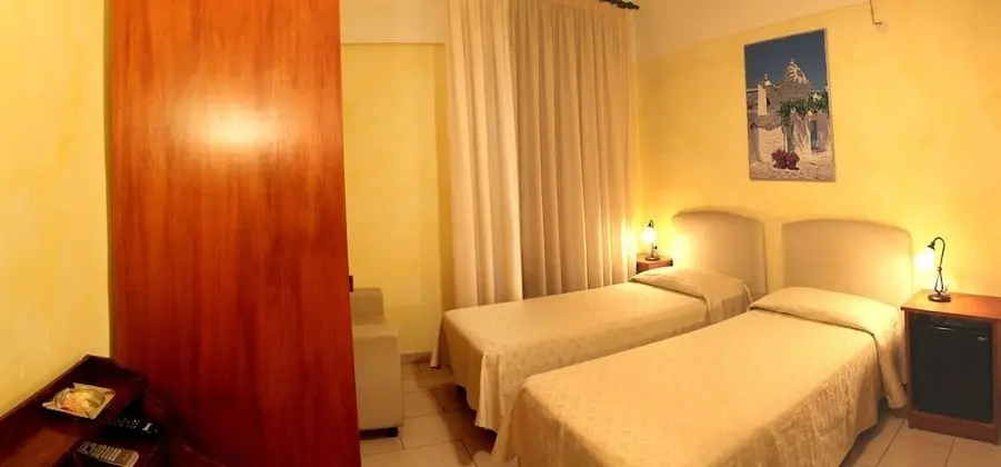 Comfort Tek Büyük Yataklı Oda