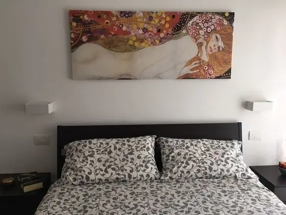 Apart Daire, Avlu Manzaralı