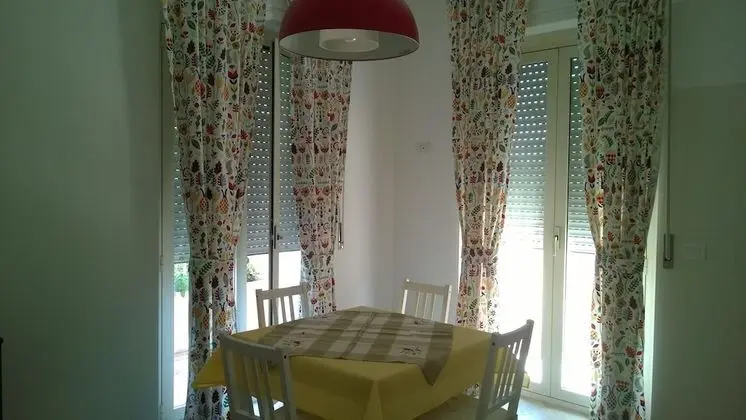 Apart Daire, Avlu Manzaralı