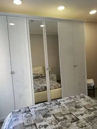 Tek Büyük Yataklı Oda, Balkon