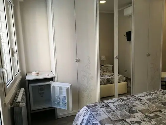 Tek Büyük Yataklı Oda, Balkon