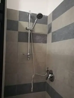 Tek Büyük Yataklı Oda, Balkon