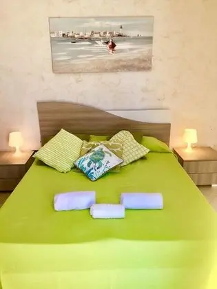 Deluxe Tek Büyük veya İki Ayrı Yataklı Oda, Bahçe Manzaralı