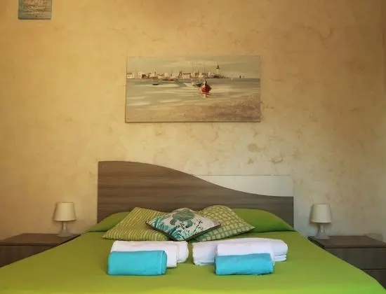 Deluxe Tek Büyük veya İki Ayrı Yataklı Oda, Bahçe Manzaralı