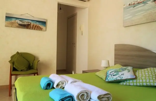 Deluxe Tek Büyük veya İki Ayrı Yataklı Oda, Bahçe Manzaralı