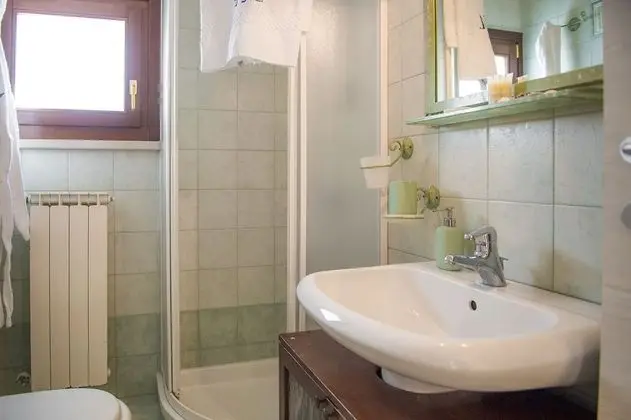 Deluxe Tek Büyük veya İki Ayrı Yataklı Oda, Bahçe Manzaralı