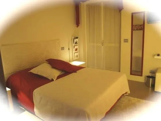 Basic Tek Büyük Yataklı Oda