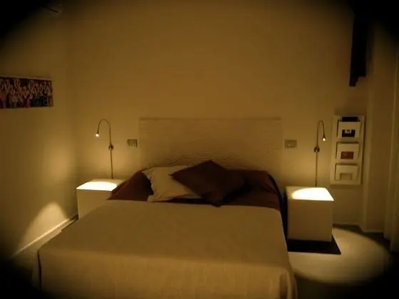 Basic Tek Büyük Yataklı Oda