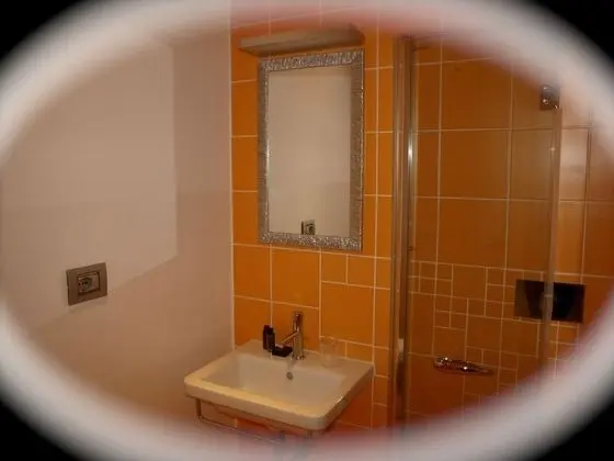 Basic Tek Büyük Yataklı Oda