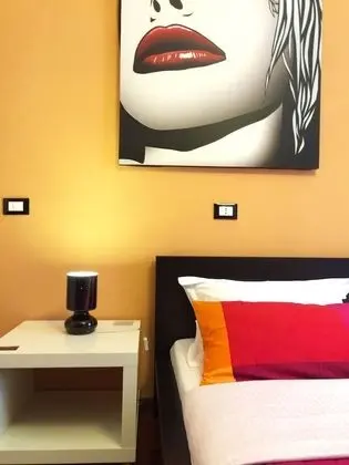 Tek Büyük Yataklı Oda, Ortak Banyo